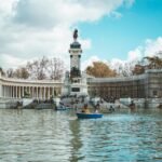 el estanque del retiro en primavera mejores planes madrid